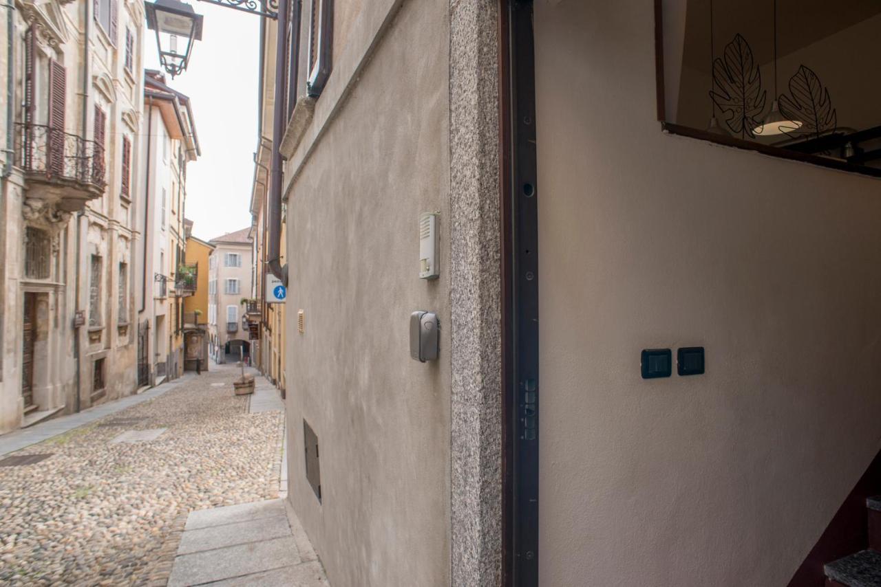 アローナCortile Del Forno Nel Centro Storicoアパートメント エクステリア 写真